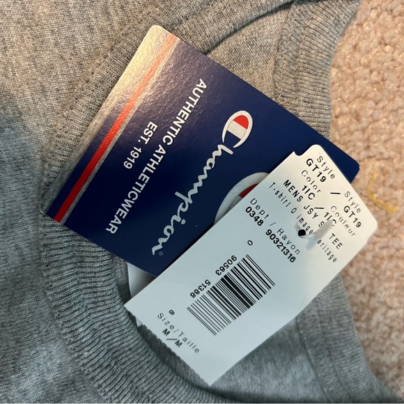 Champion Short Tee - Picture 2 of 6